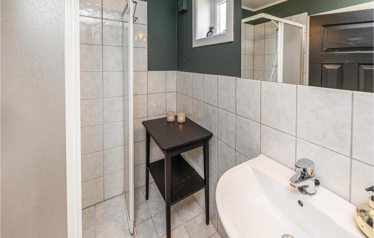 3 Bedroom Nice Home In Kvamsoy Sandvik  Εξωτερικό φωτογραφία